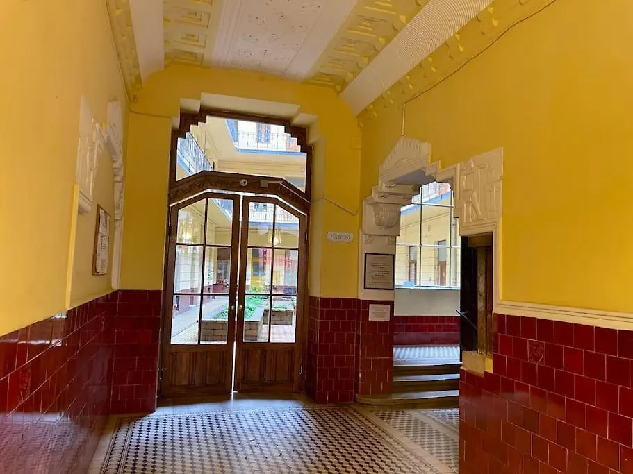 Apartment R9 Central Free Parking Garage Budapest Hungary